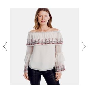 White House Black Market size XS